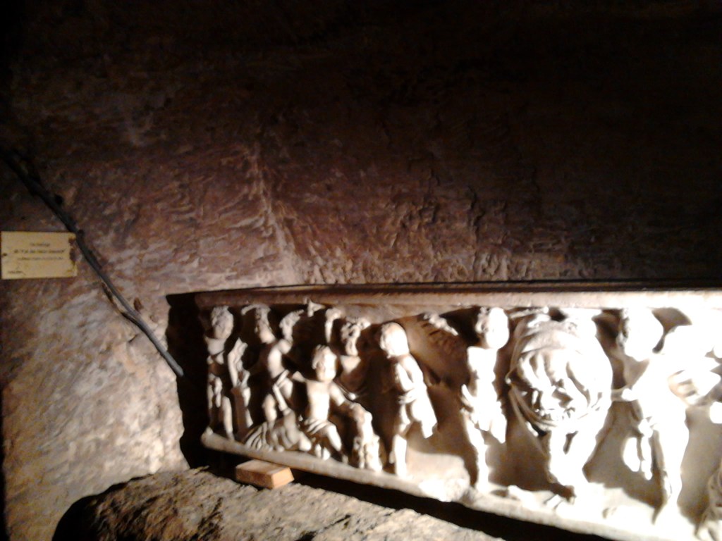 crypte de l'abbaye Saint Victor