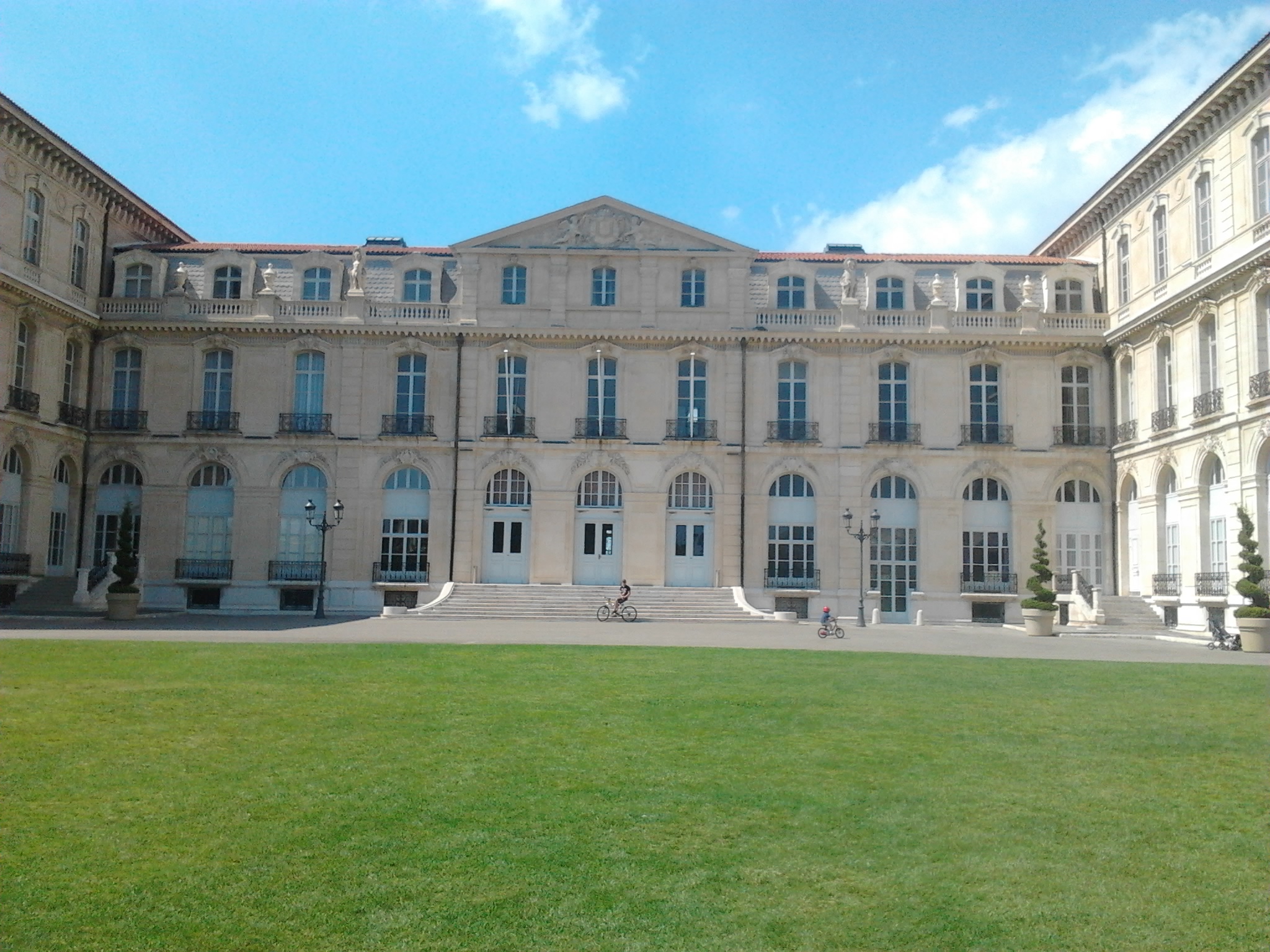 Le palais du Pharo